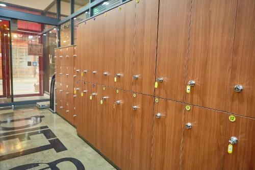 ホテルゲスト 145