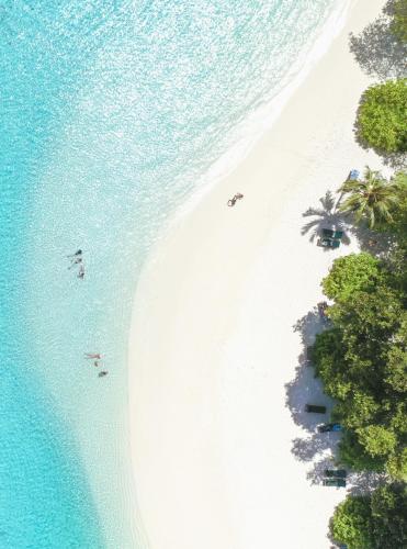 Royal Island Resort & Spa