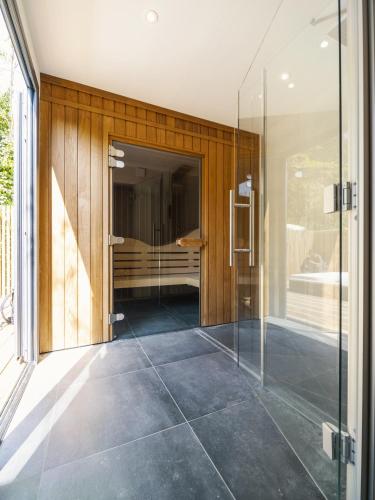 생 마르탱 드 레 Camping 4 etoiles Les Fougeres 4성급 게스트하우스 수영장