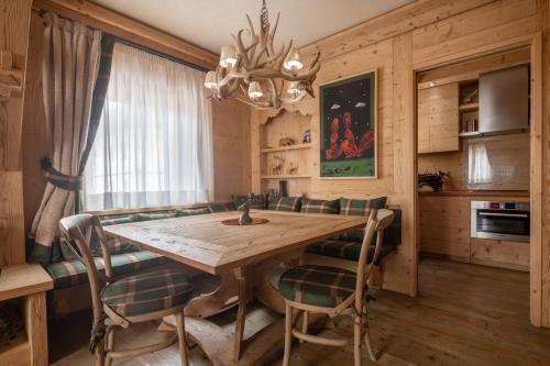 Cortina Deluxe Chalet R&R