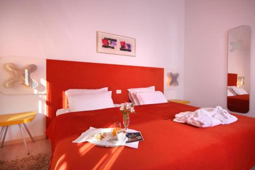 Velanera Hotel & Restaurant - image 11