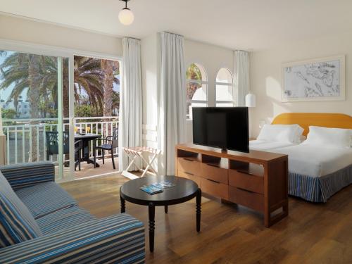 H10 Ocean Suites - main image