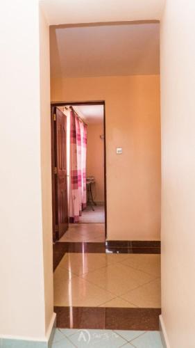 Entree, Lux Suites Makao Rossyln Apartments in Ruaka