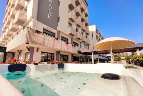 Hotel Centrale - Milano Marittima