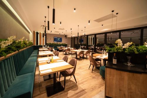 ห้องอาหาร, Hotel Boutique Aquarel in ซาเลา