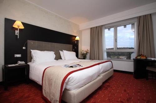 Golden Tulip El Mechtel photo 3