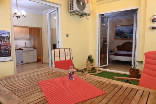 Cozy apartment in Valencia center 2