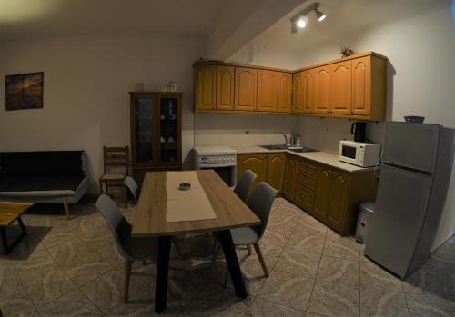 บริการและสิ่งอำนวยความสะดวก, Galaxy Rooms in พาราเลียน แอสทรอส