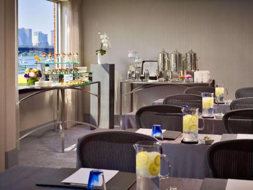 Royal Sonesta Boston - image 11