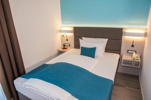Hotel Kapuzinerhof Room Type - Comfort Double Room with Queensize Bed 4.6 ft 