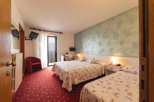 Hotel Castel Mani – San Lorenzo in Banale, TN