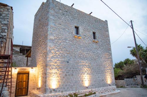 Dandy Villas Mani - Old Tower House - Fireplace - Pool