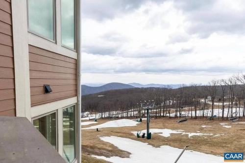 Diamond Adventure Slope Side with Foosball and Arcade at Wintergreen Resort