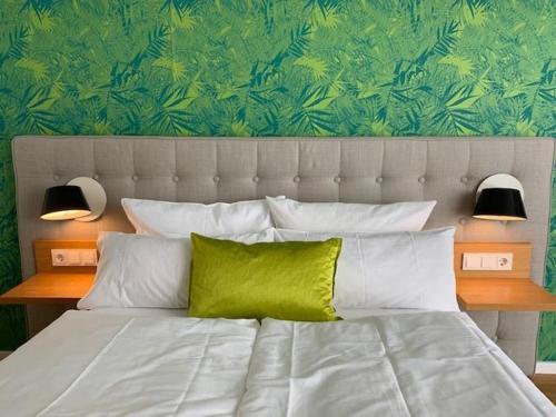 Hotel im Bunker in München, Deutschland