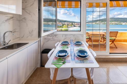  EL MIRADOR DE QUENXE in Corcubión