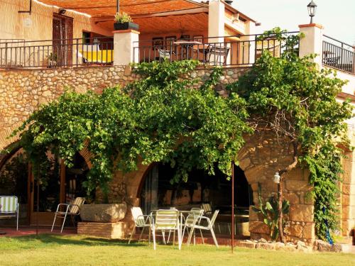  La Masia Costa Brava -Adults Only, Unterkunft in Garrigás