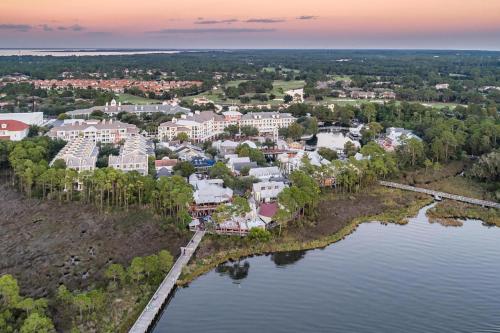 Bungalo at Baytowne