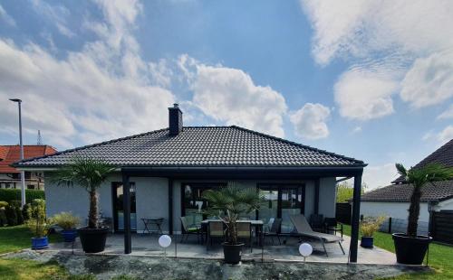 großzugige Unterkunft mit Terrasse in Villmar