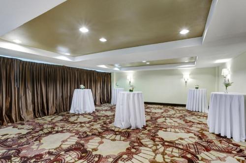 Crowne Plaza Houston Galleria Area by IHG