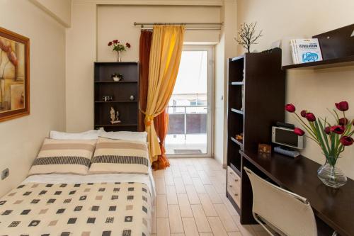 Downtown apartment in Chania - Tap to explore photos