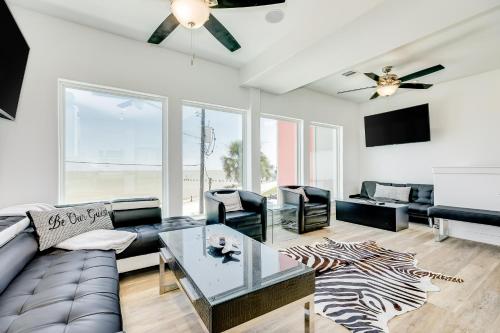 All Bay, No Work in Bacliff, USA