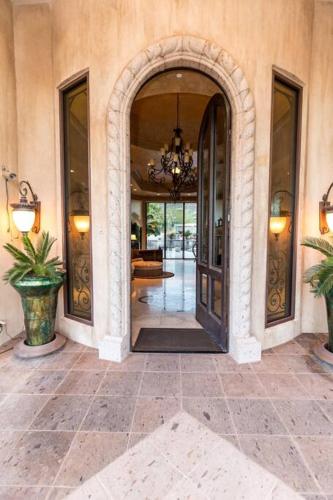 Entrance, Camelback Mountain Mansion in Paradise Valley, AZ in Paradise Valley