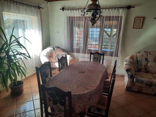 Tiszai Vándor Apartmanház (Tiszai Vandor Apartmanhaz) in Kiskore