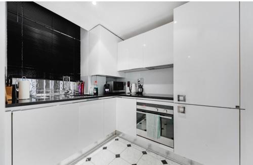 Central Kensington apartment, Londýn (fotografie 7)