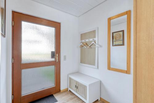 Seepark Kirchheim Ferienhaus bei Zeta mit Sauna 2.0km von Panoramaweg entfernt