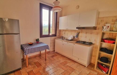 Konyha, Stanza con terrazzo privato Le Vitterelle in Zocca (Modena)