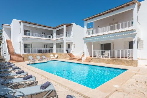  NEW! Apartment ONA 2 with Pool, AC, BBQ, Wifi in Cala D´or, Mallorca, Pension in Cala Dor