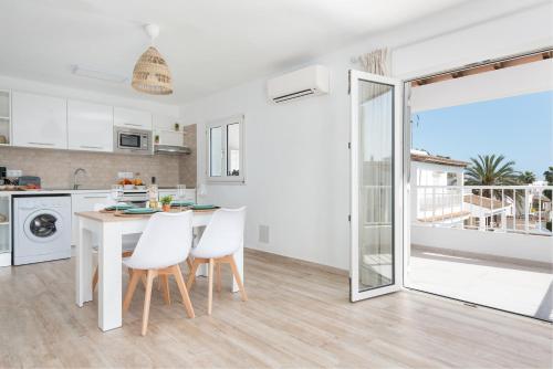 NEW! Apartment ONA 2 with Pool, AC, BBQ, Wifi in Cala D'or, Mallorca