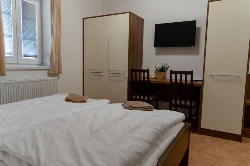 1 double bed