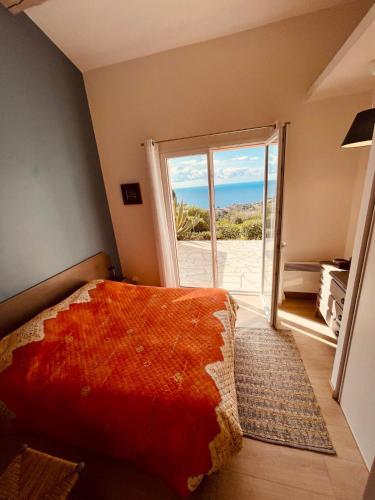 Guestroom, Bastidon pour 6 personnes vu Mediterranee Ref villa Plein Soleil in Sainte-Guitte