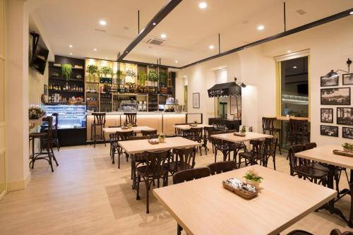 酒吧/高級酒吧, Hotel Roma in 薩里亞