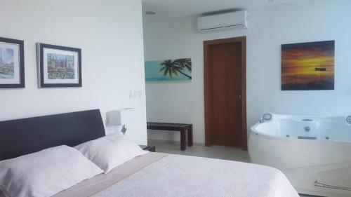 Amplio- Espectacular 140m2 Grand Diamond Tonsupa Amplio- Espectacular 140m2 Grand Diamond Tonsupa