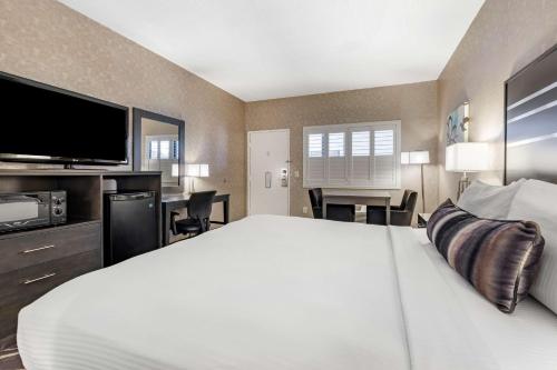 Best Western Plus Park Place Inn - Mini Suites