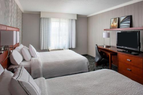 Queen Room with Two Queen Beds