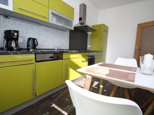 kuhinja, Ferienwohnung am Aubach in Schwerin in West-stadt