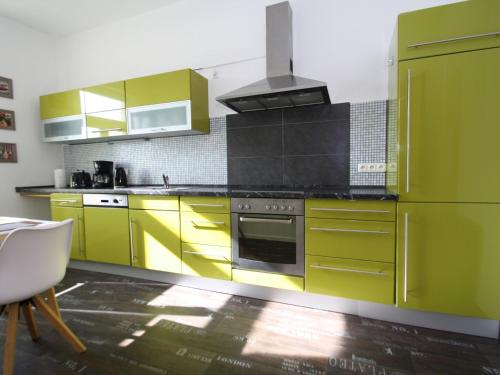 kuhinja, Ferienwohnung am Aubach in Schwerin in West-stadt