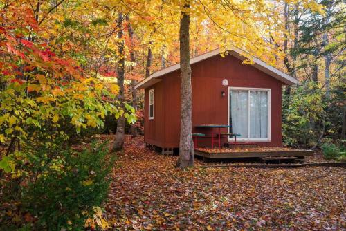 Bejárat, New Glasgow Highlands Campground cabins in Rustico (PE)