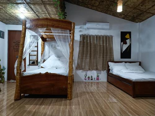 ANNI'S BEACH HOUSE