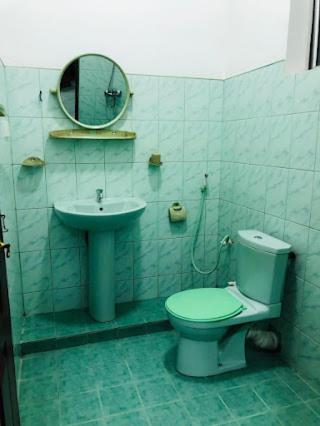 Hotel In Kandy Near By Lake Sleeps 38 photo