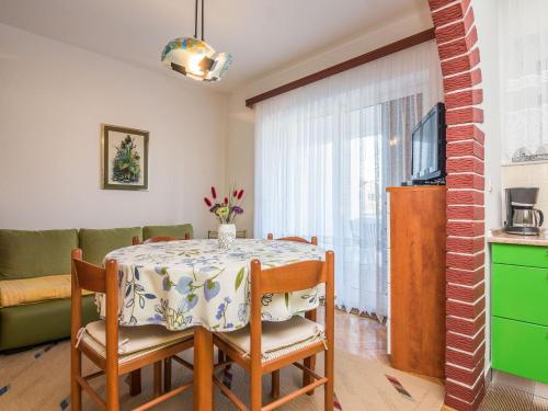 Apartment on Vir Island near Sandy Beaches, Vir (Foto 6)