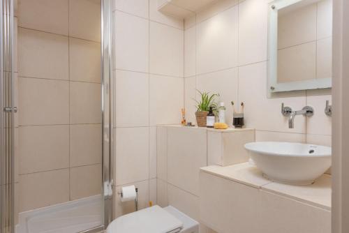 5 The Vista Newquay - image 10