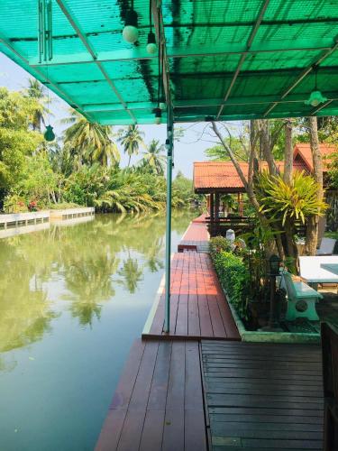 Baan Kornnara Resort