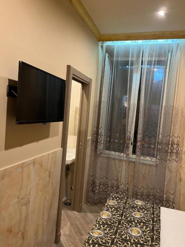 Hotel Iris - image 10