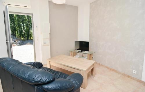 Two-Bedroom Holiday Home in Le Sambuc - image 10