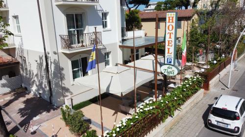 Hotel Dei Tigli - image 3