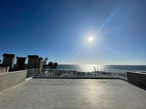 Skats, Residenza 4 Colonne CONTEMPORANEA in Santa Maria Al Bagno